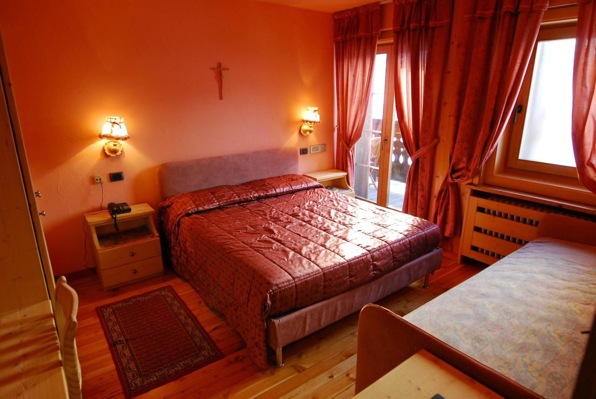 Hotel La Montanina Livigno Cameră foto